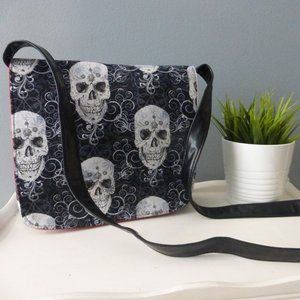 Skull Messenger Bag *Unique*